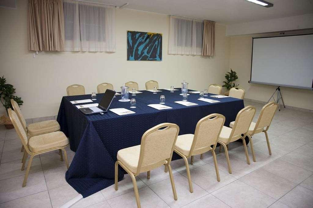 Hotel Villa Fiorita Giulianova Facilidades foto
