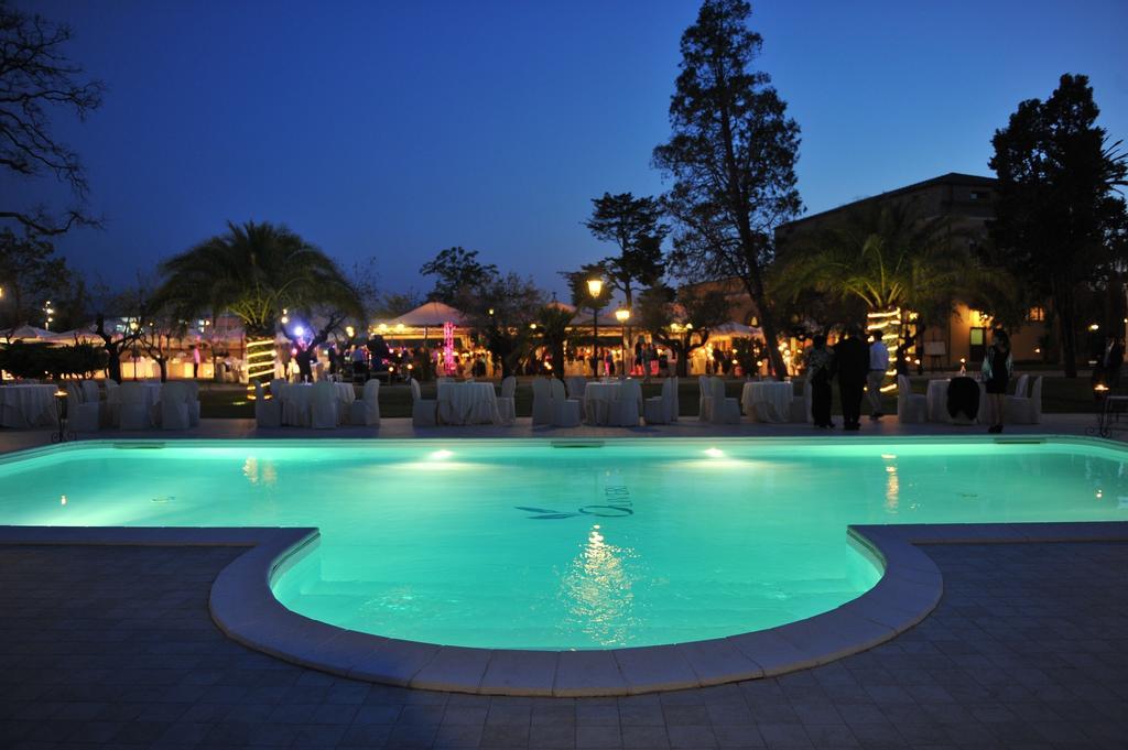 Hotel Villa Fiorita Giulianova Exterior foto
